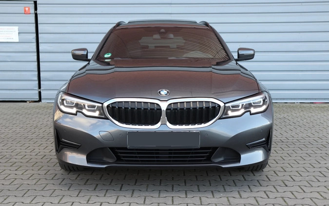 BMW Seria 3 cena 87999 przebieg: 178000, rok produkcji 2020 z Miejska Górka małe 781